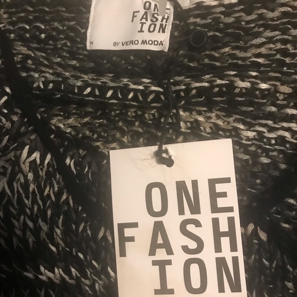 NEW ! Vero Moda - One Fashion multi-coloured Sweater - Size Medium - Picture 3 of 7